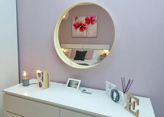 Elegant 3-bed 10' Termini Wi-fi Ac