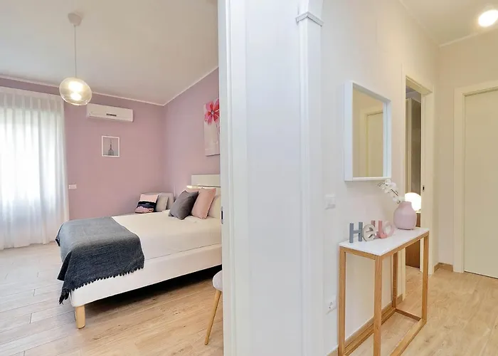 Elegant 3-bed 10' Termini Wi-fi Ac Apartment Rom