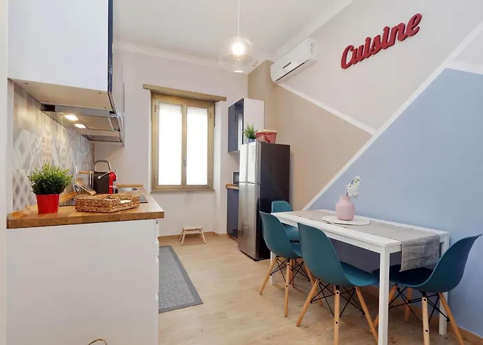 Elegant 3-bed 10' Termini Wi-fi Ac Apartment