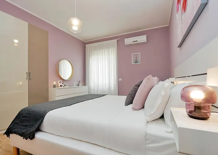 Apartment Elegant 3-bed 10' Termini Wi-fi Ac Rom