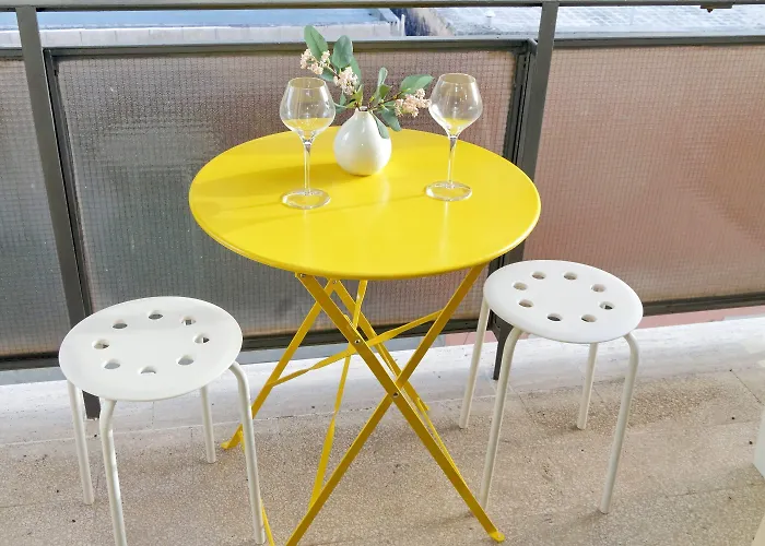 Elegant 3-bed 10' Termini Wi-fi Ac Apartment