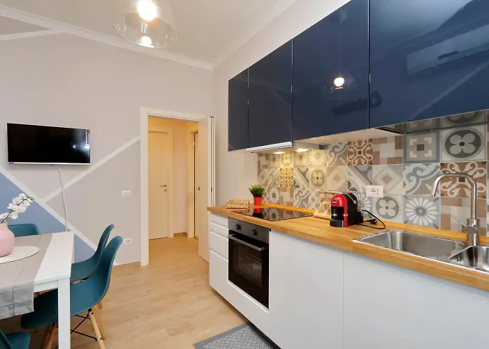 Elegant 3-bed 10' Termini Wi-fi Ac
