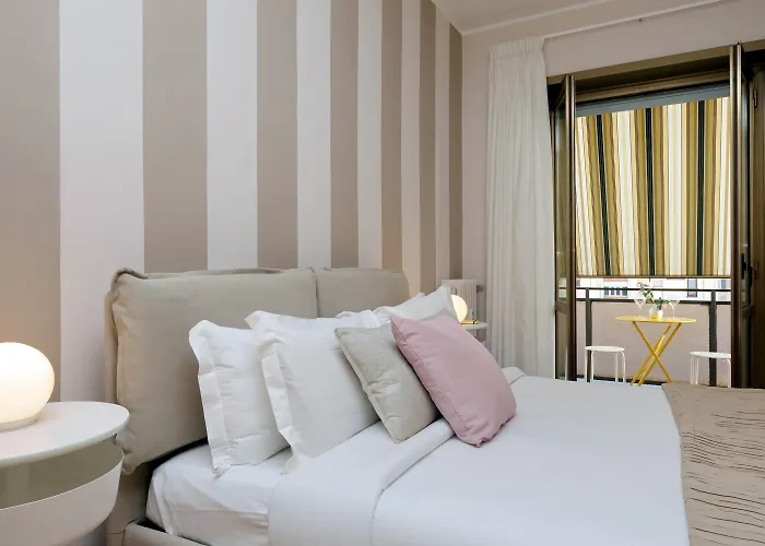 Elegant 3-bed 10' Termini Wi-fi Ac * Rom